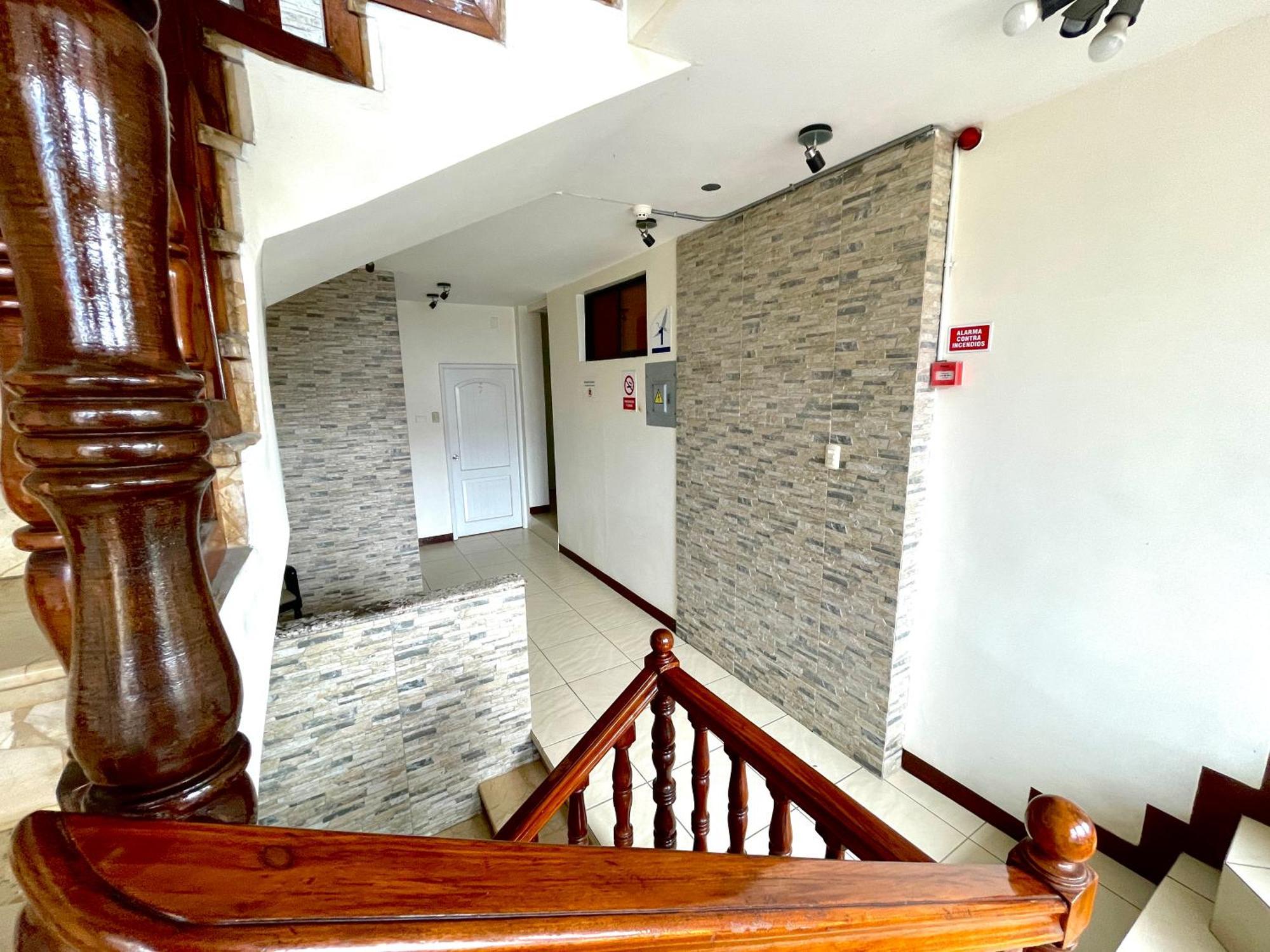 Villa Garza Inn Guayaquil Extérieur photo