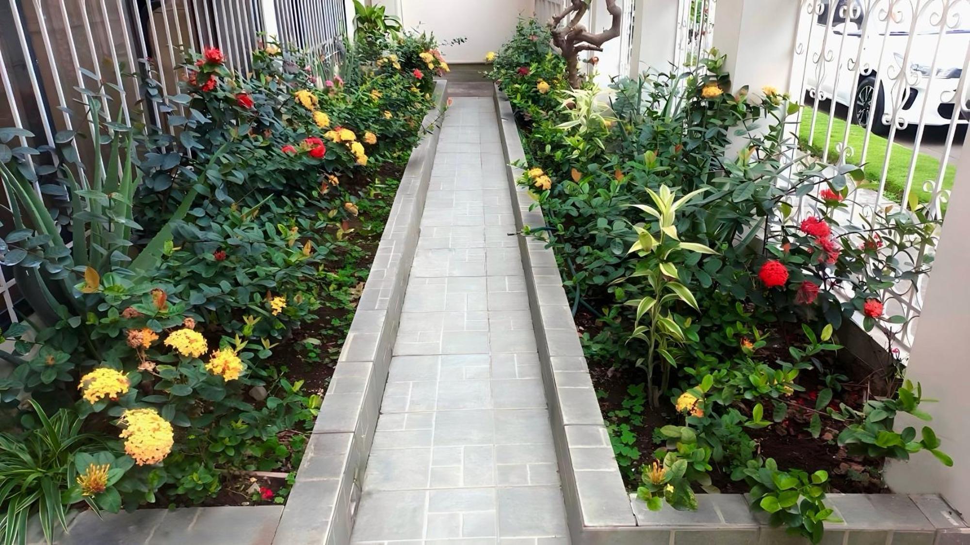 Villa Garza Inn Guayaquil Extérieur photo