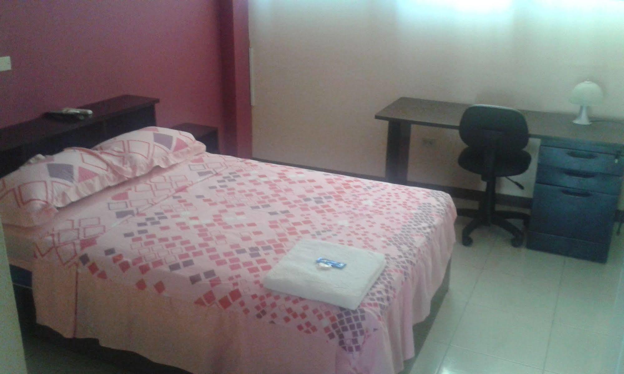 Villa Garza Inn Guayaquil Extérieur photo