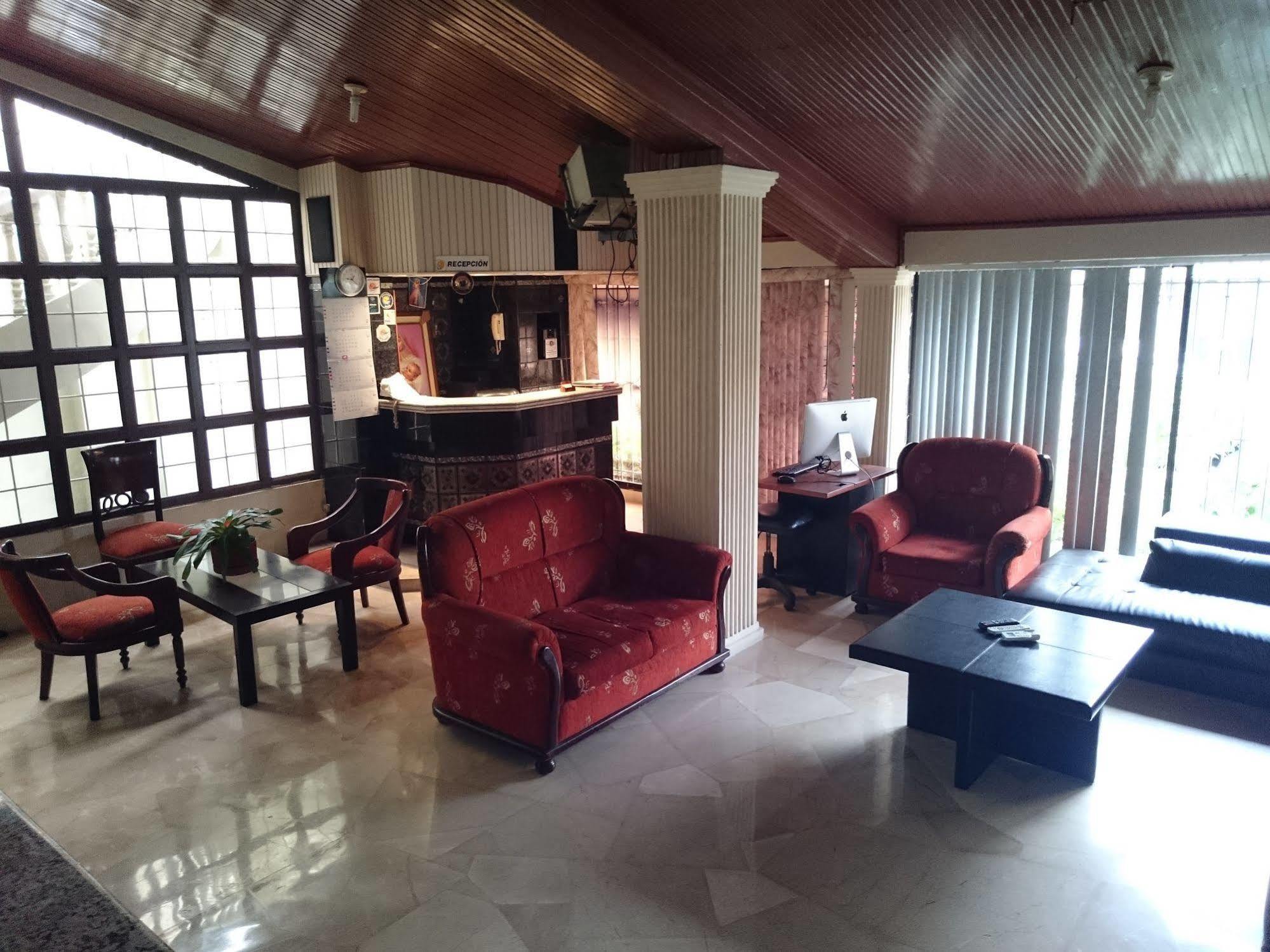 Villa Garza Inn Guayaquil Extérieur photo
